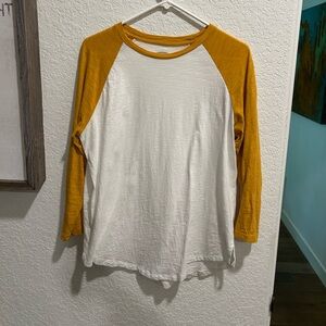 Large
Old Navy baseball style shirt